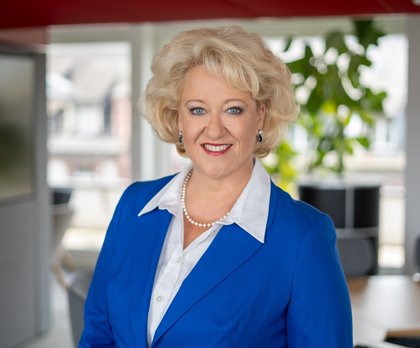 Doris {item.lastname