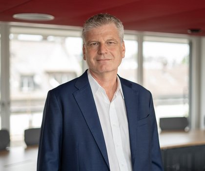 Roland {item.lastname